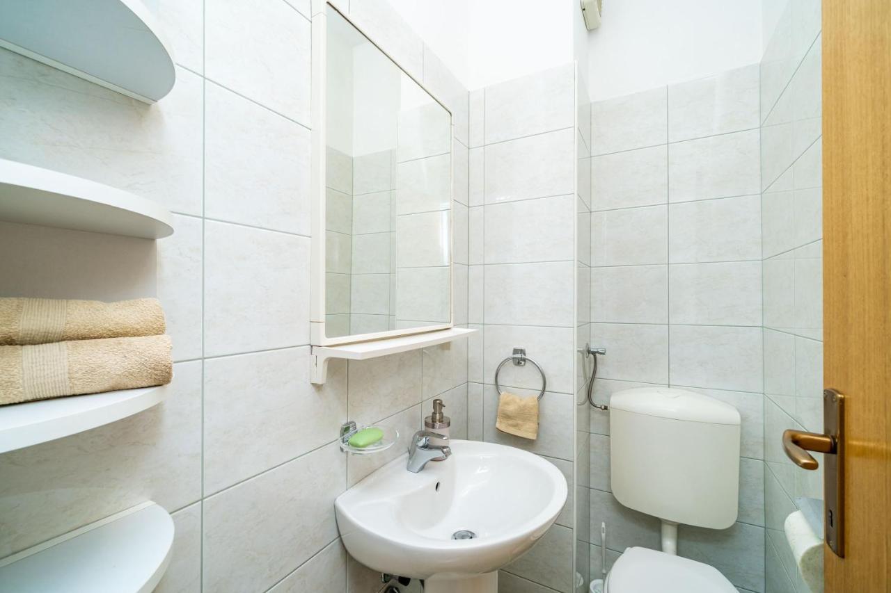 Down Town Apartments - Dubrovnik Centre Bagian luar foto