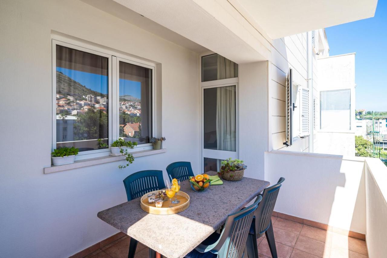 Down Town Apartments - Dubrovnik Centre Bagian luar foto