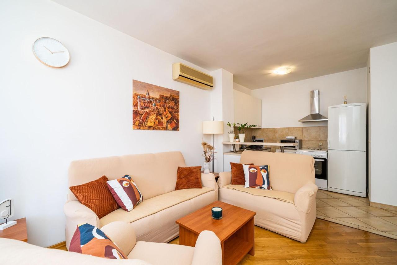 Down Town Apartments - Dubrovnik Centre Bagian luar foto
