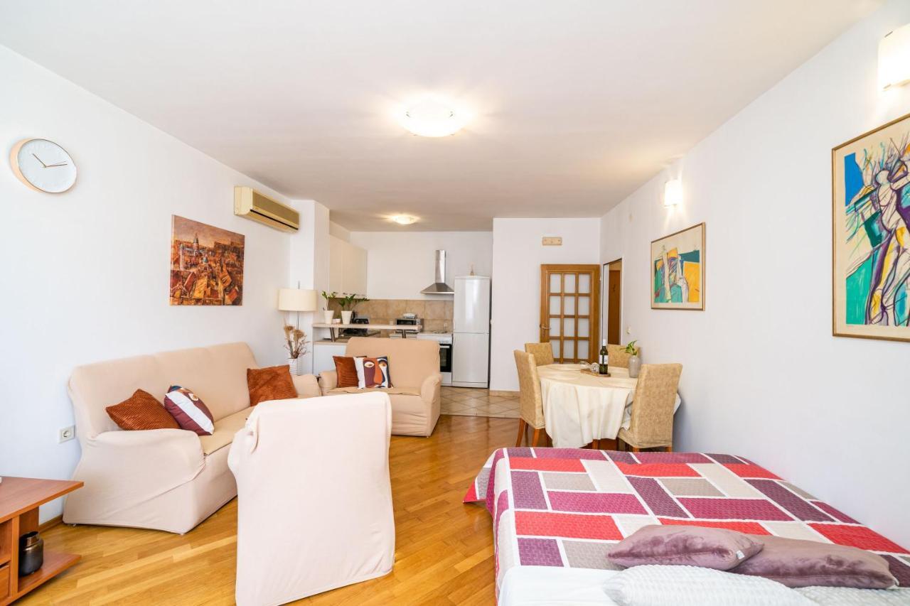 Down Town Apartments - Dubrovnik Centre Bagian luar foto